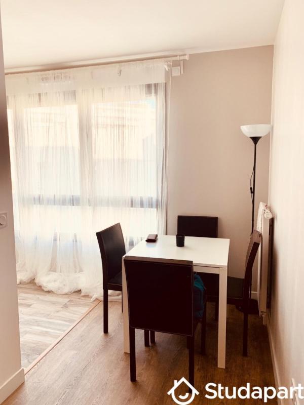 Chambre - 16 m² - 1 pièce