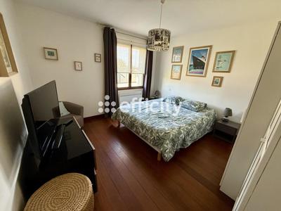 Pavillon - 147 m² - 7 pièces