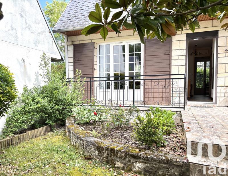 Maison - 95 m² - 5 pièces