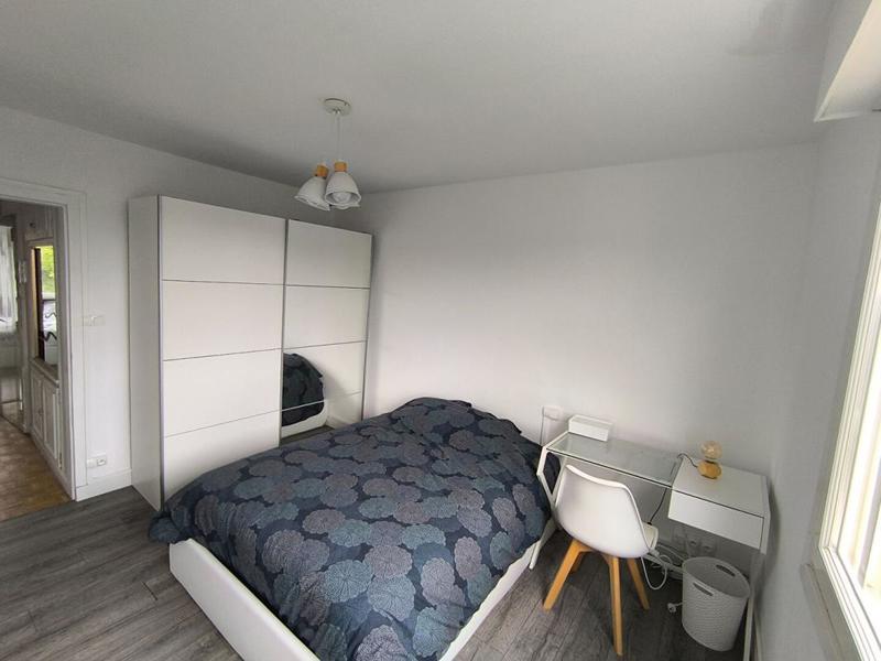 Appartement - 99 m² - 6 pièces