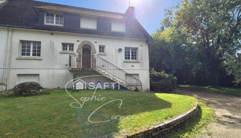 Maison - 262 m² - 7 pièces