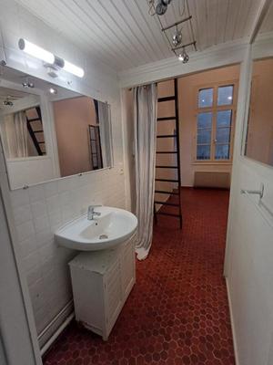 Appartement - 70 m² - 2 pièces