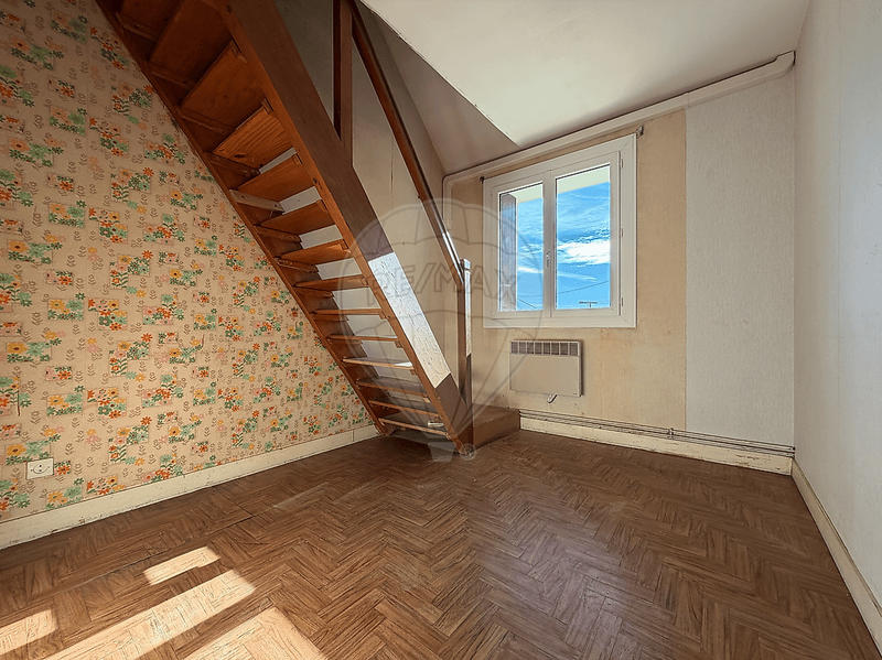 Maison - 83 m² - 4 pièces