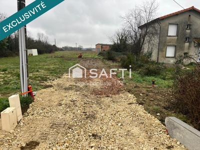 Terrain - 1 300 m²
