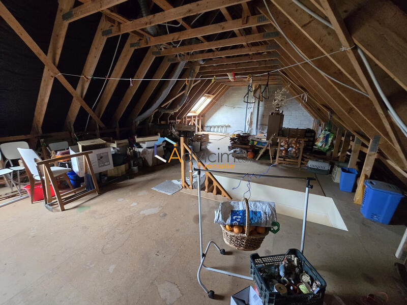 Maison - 80 m² - 4 pièces