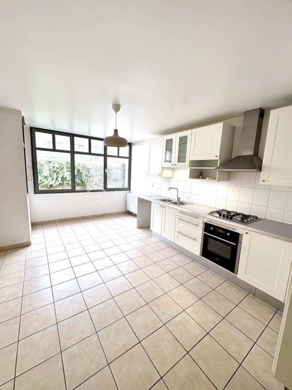 Maison de ville - 192 m² - 7 pièces