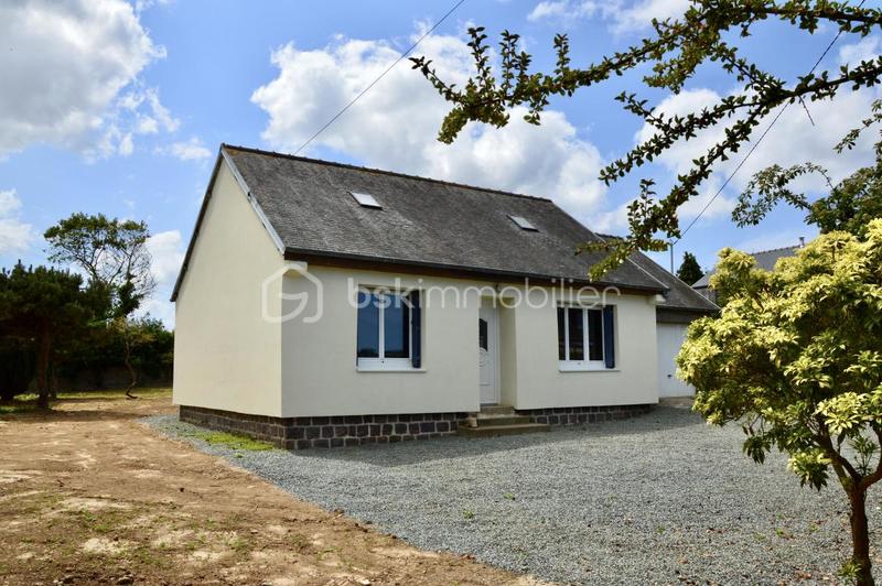 Maison traditionnelle - 90 m² - 5 pièces