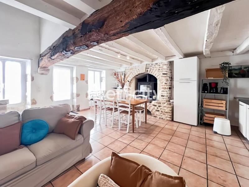 Demeure - 415 m² - 16 pièces