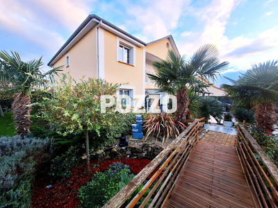 Maison - 181 m² - 8 pièces