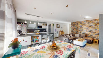 Appartement - 81 m² - 4 pièces