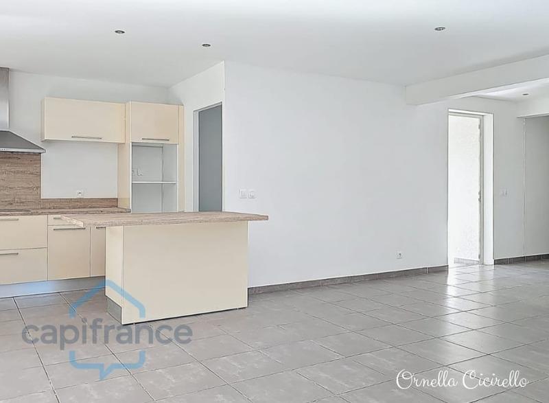 Maison - 111 m² - 4 pièces