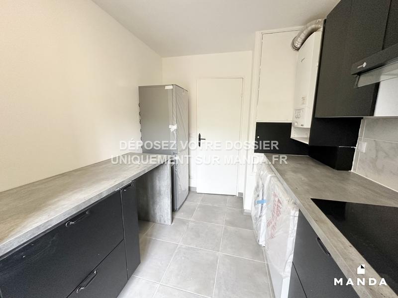 Chambre - 12 m² - 5 pièces