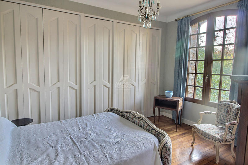 Maison - 160 m² - 7 pièces