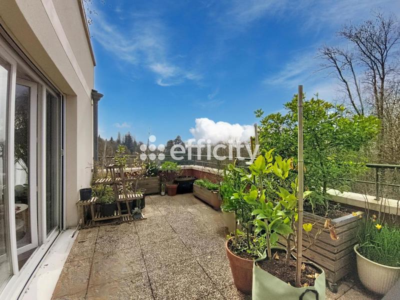 Appartement - 77 m² - 4 pièces