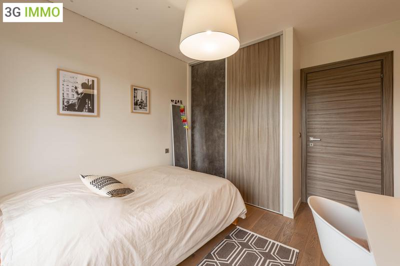 Villa - 222 m² - 5 pièces