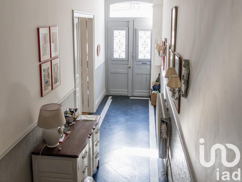 Maison - 255 m² - 10 pièces