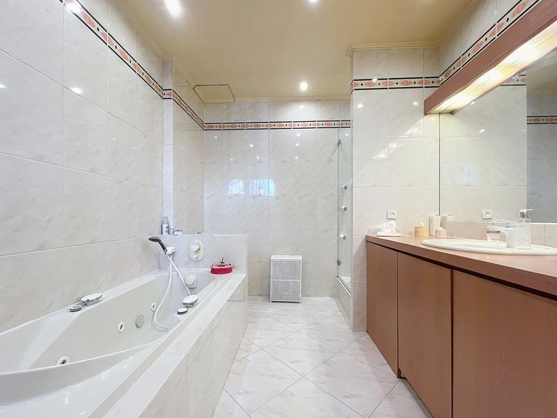 Maison ancienne - 155 m² - 7 pièces