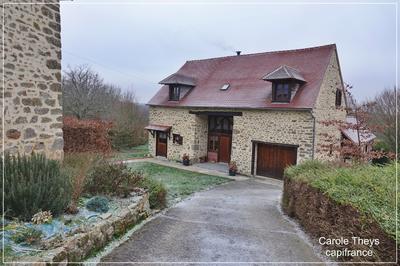 Maison - 221 m² - 9 pièces