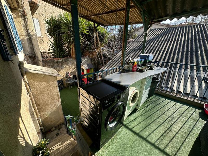 Immeuble - 90 m² - 5 pièces