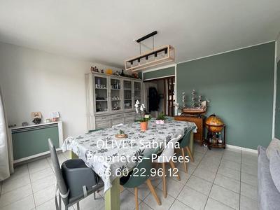 Appartement - 79 m² - 5 pièces
