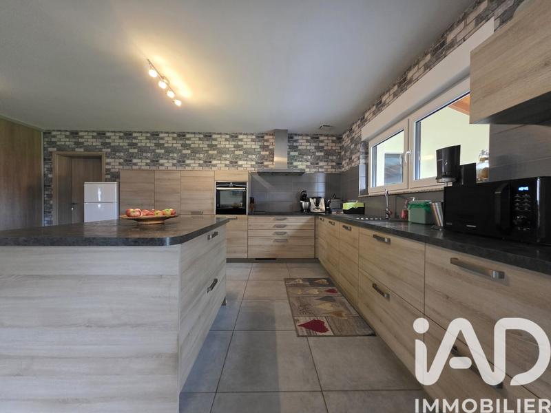 Maison - 152 m² - 6 pièces