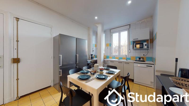 Chambre - 11 m² - 1 pièce