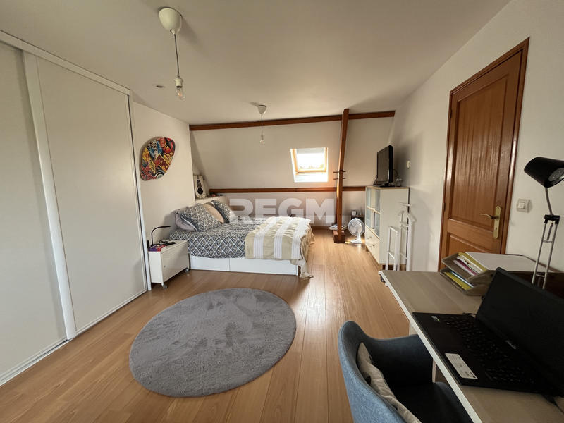 Maison - 148 m² - 6 pièces