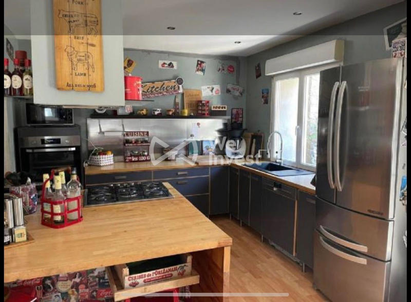 Maison - 185 m² - 5 pièces