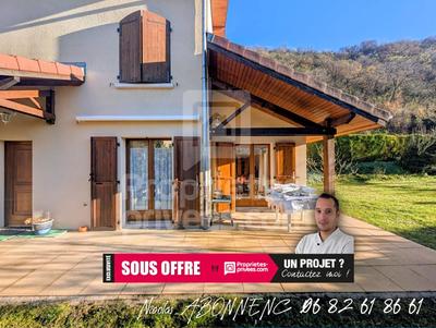 Maison - 166 m² - 6 pièces