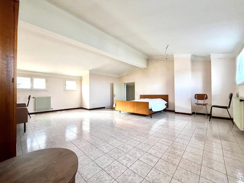 Maison - 96 m² - 5 pièces