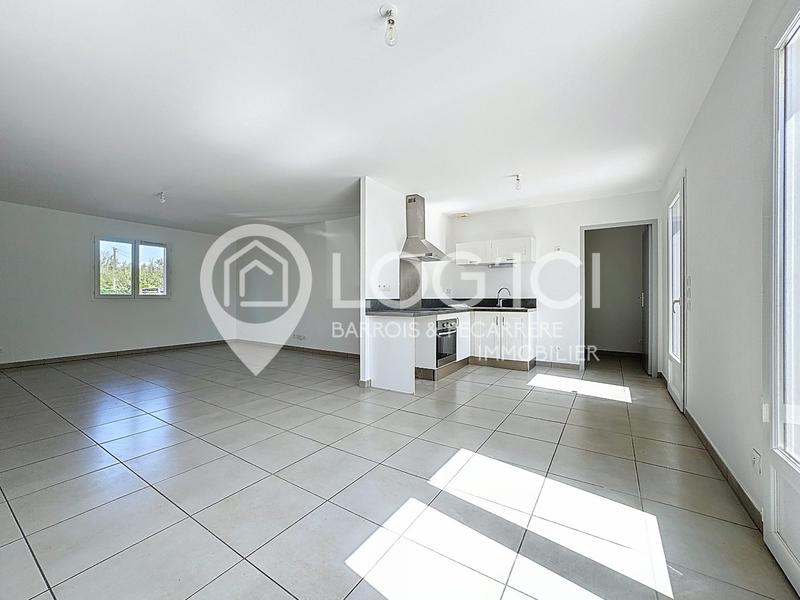 Maison - 99 m² - 5 pièces