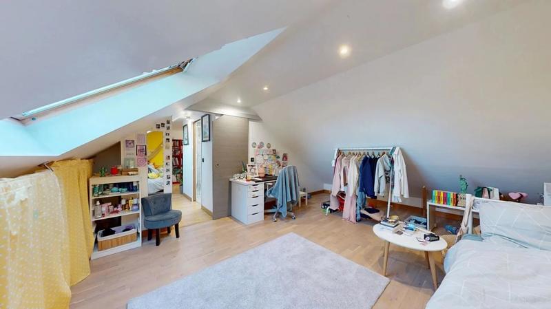 Villa - 188 m² - 7 pièces