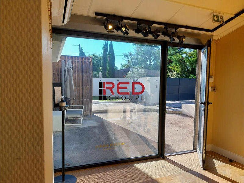 Local commercial - 155 m²