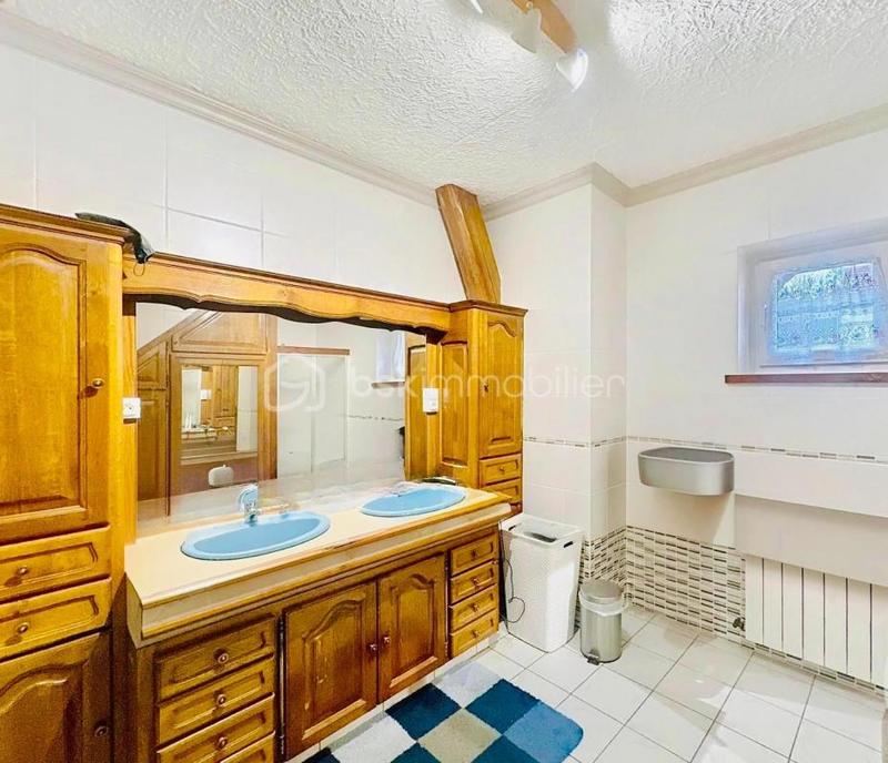 Maison - 154 m² - 6 pièces