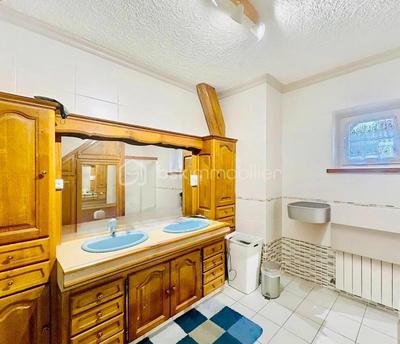 Maison - 154 m² - 6 pièces