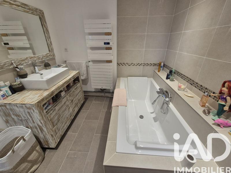 Maison - 101 m² - 5 pièces