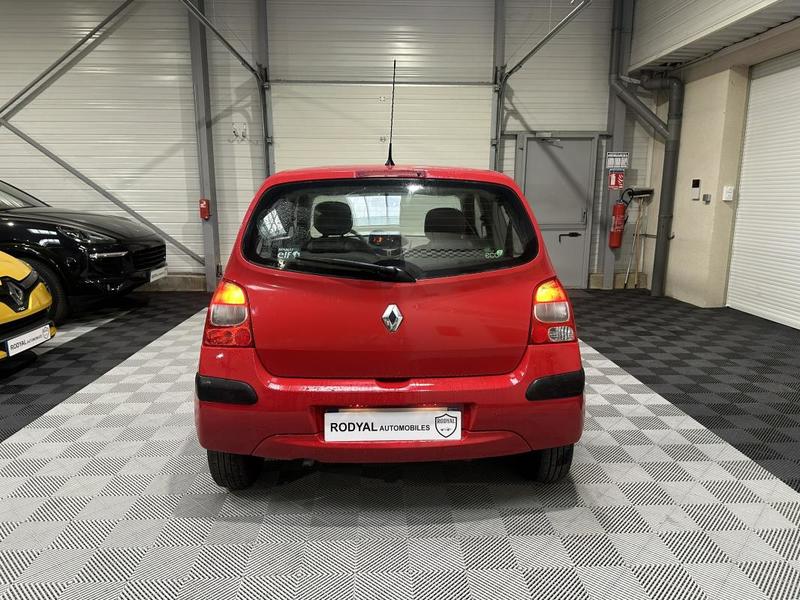 Renault Twingo II (X44) 1.2 i 16v 75 cv