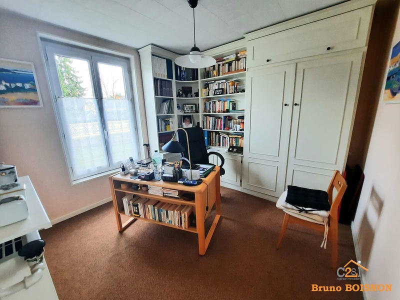 Maison - 95 m² - 5 pièces