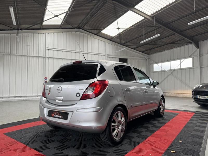 Opel Corsa 1.3 cdti 90 Ch - Cosmo