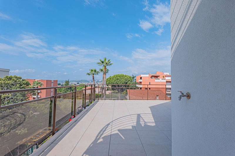 Appartement - 132 m² - 4 pièces