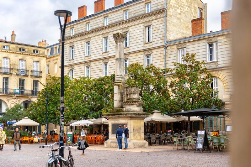 Appartement - 155 m² - 7 pièces