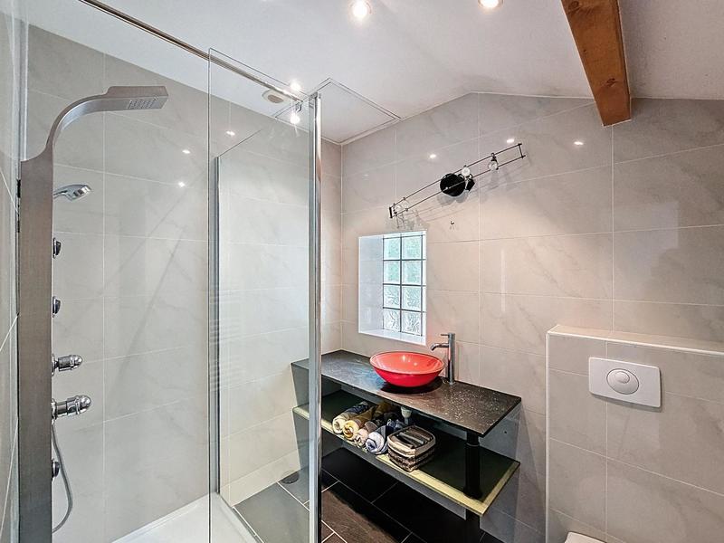 Maison - 86 m² - 5 pièces