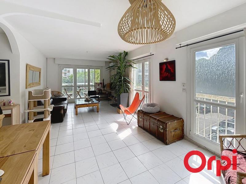 Appartement - 74 m² - 4 pièces