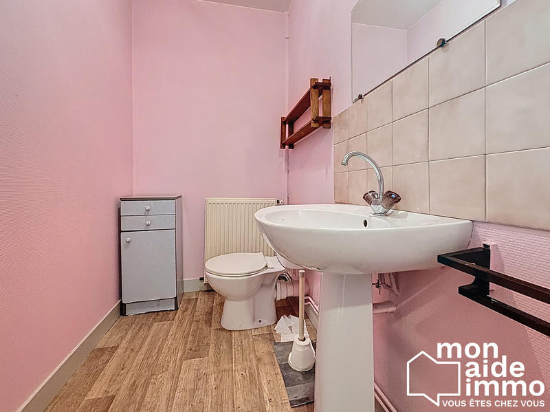 Maison - 217 m² - 6 pièces