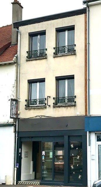 Immeuble - 177 m² - 6 pièces