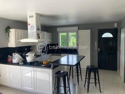 Pavillon - 178 m² - 8 pièces