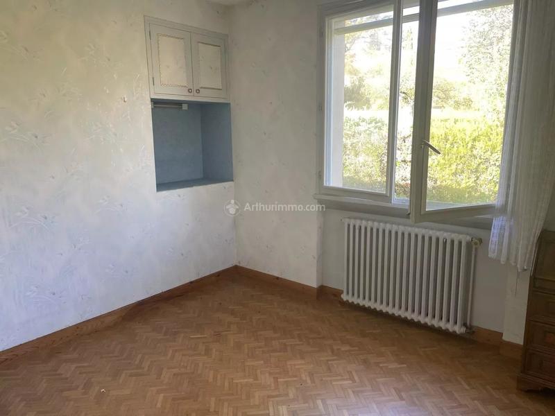 Maison - 98 m² - 10 pièces