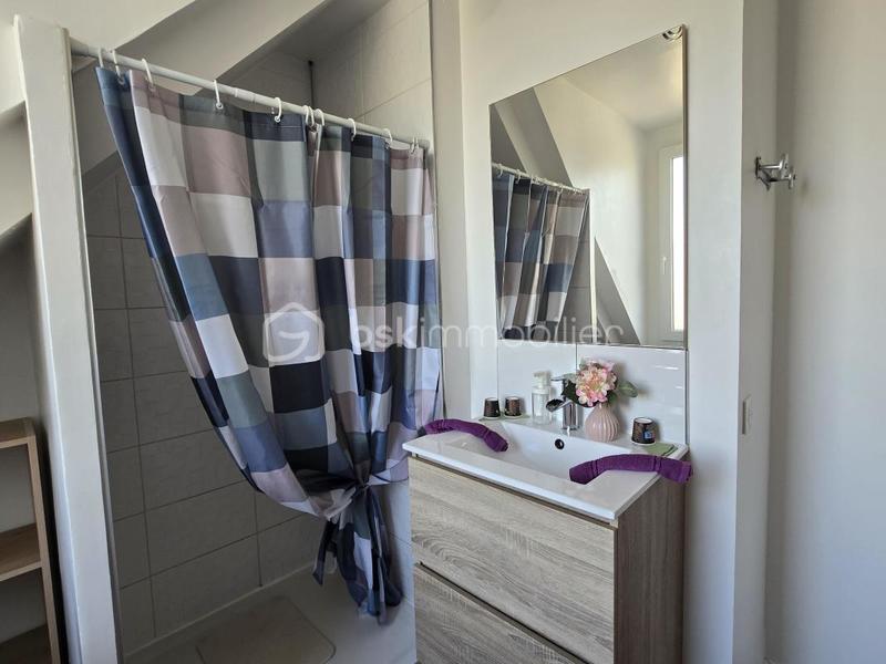 Pavillon - 155 m² - 6 pièces