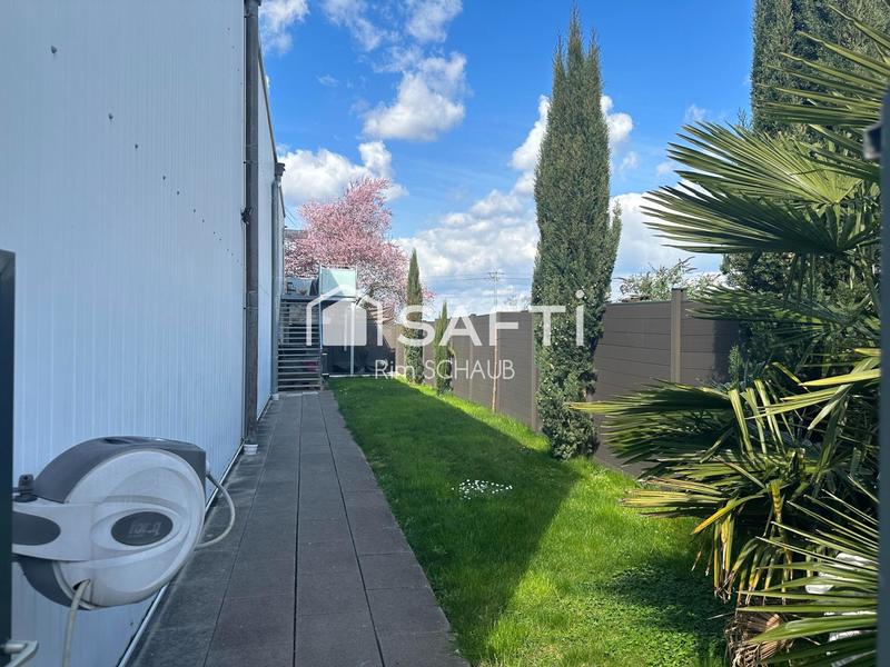 Appartement - 200 m² - 4 pièces