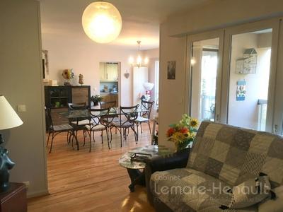 Appartement - 124 m² - 6 pièces